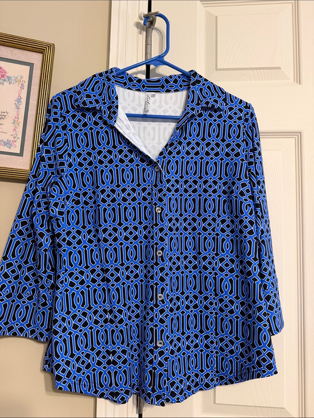 Lulu-B Blue and Black Geometric Button-Down Shirt